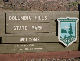 Welcome sign at Columbia Hills Historical State Park
