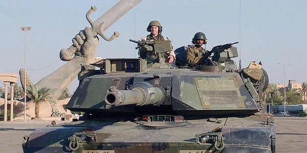 U.S. Army tanks in Baghdad
